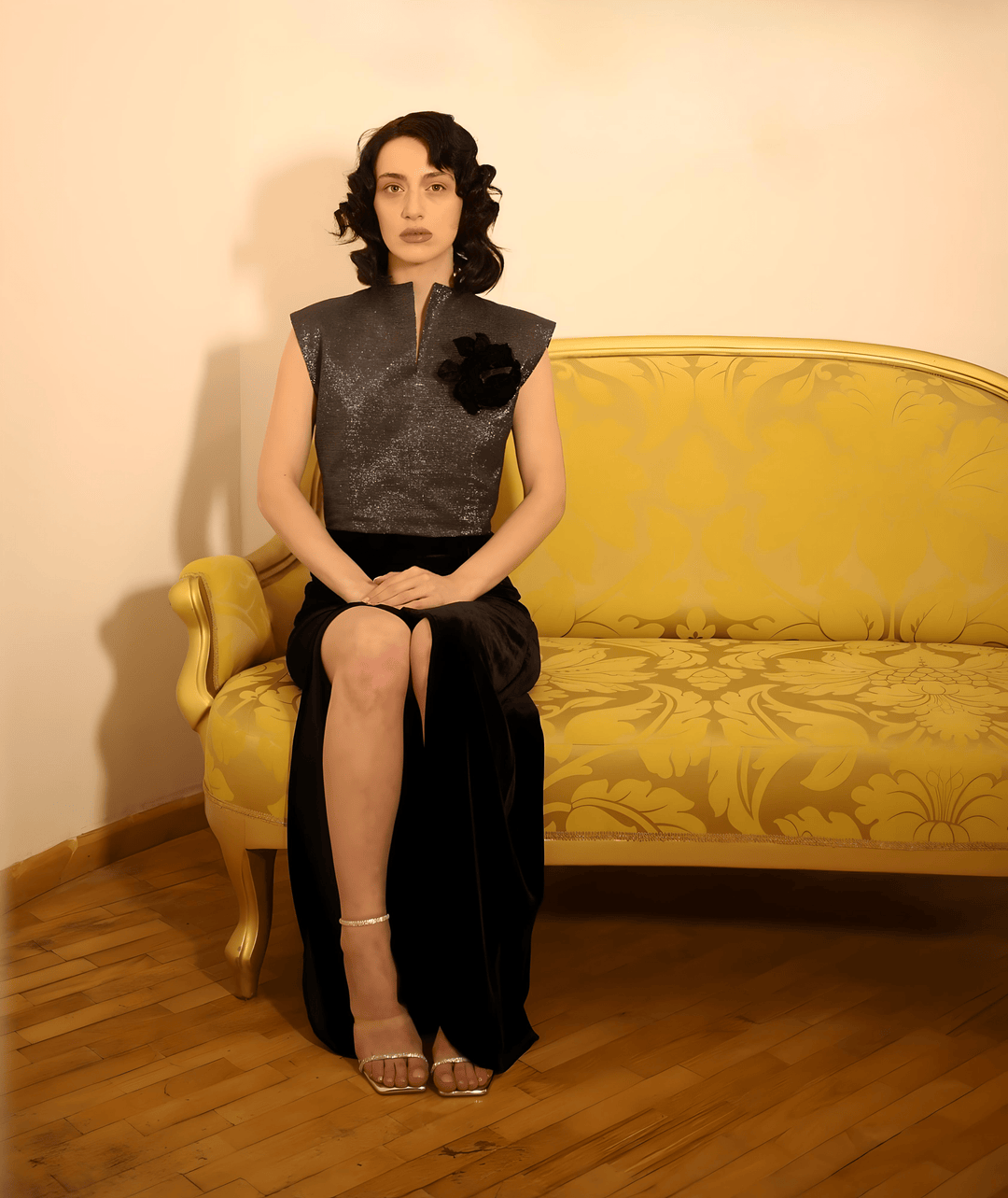 Evening silk velvet luxury dress with vintage silk velvet super lash black rose - Baleni