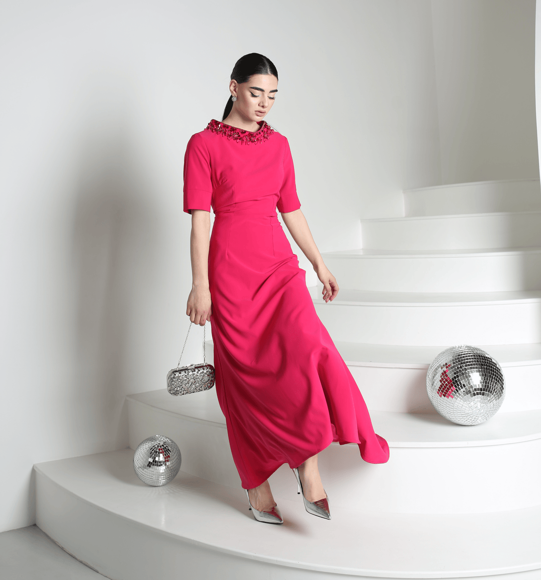 Luxury evening fuschia dress made with handmade neck crystals - Baleni