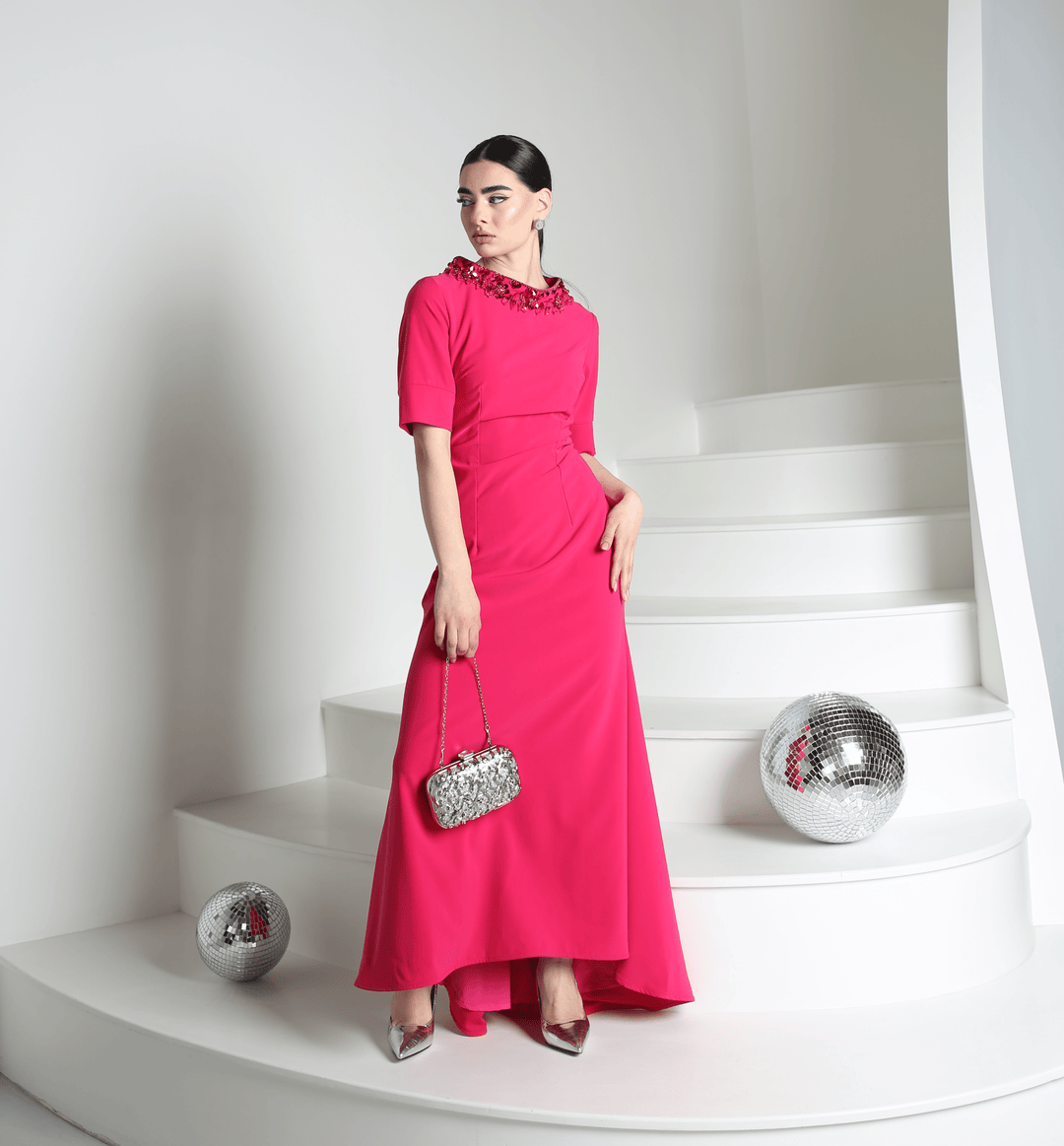 Luxury evening fuschia dress made with handmade neck crystals - Baleni