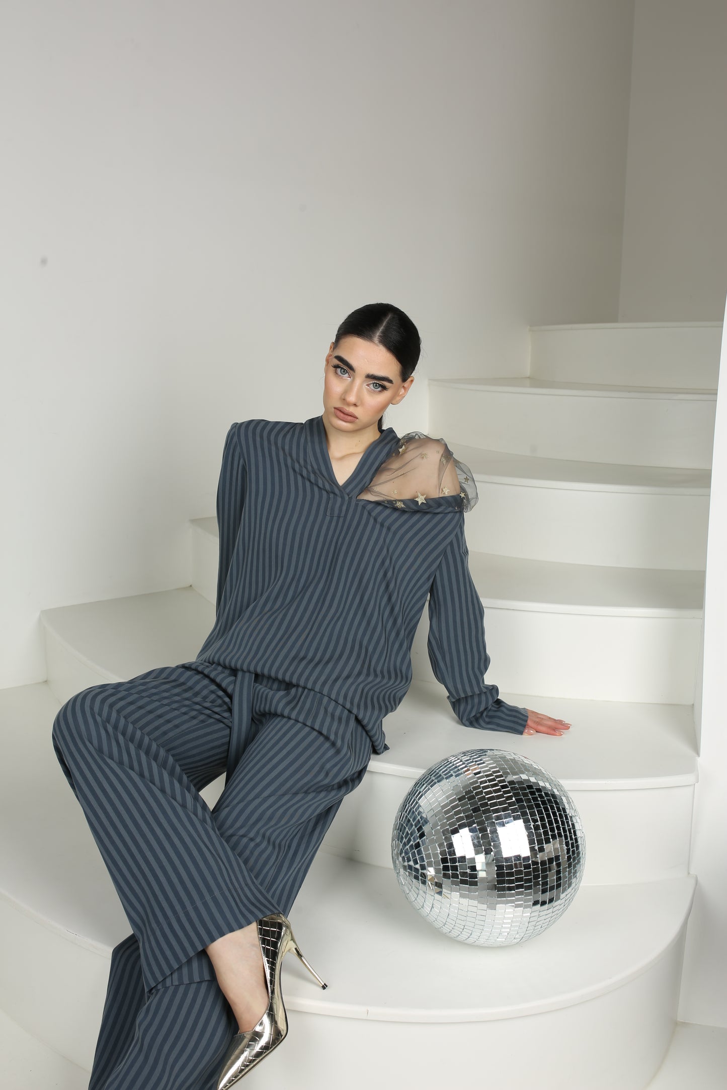 High quality striped woven pants ensemble with luxurious starry tulle