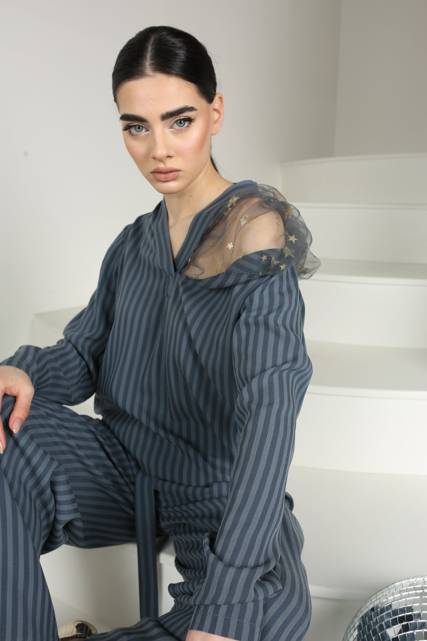 High quality striped woven pants ensemble with luxurious starry tulle