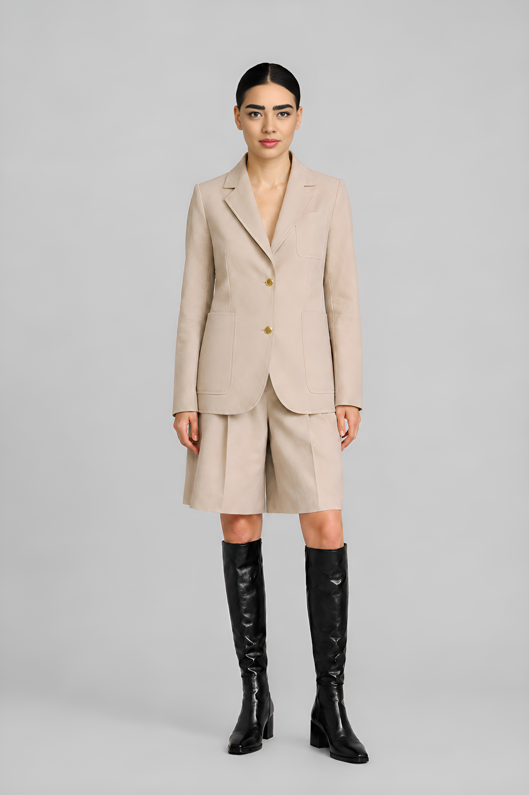 Beige blazer and shorts set for women - Baleni
