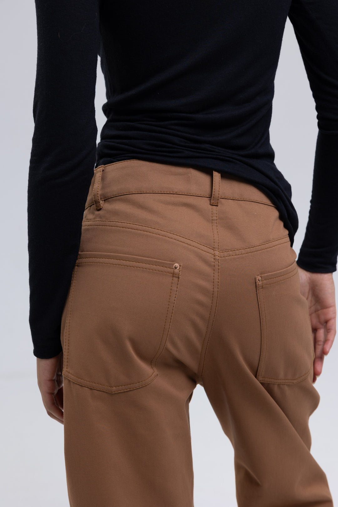 Tapered pants made in Armenia