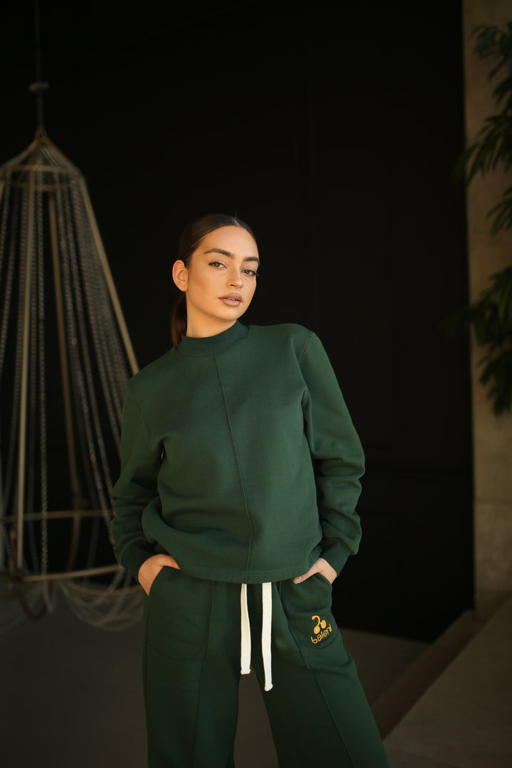 Women's green sweatshirt and wide-leg trackpants by Baleni