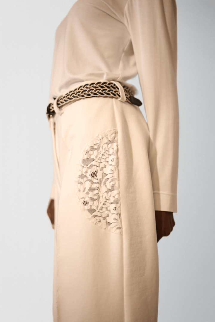 White laced trousers for women, made in Armenia - Baleni