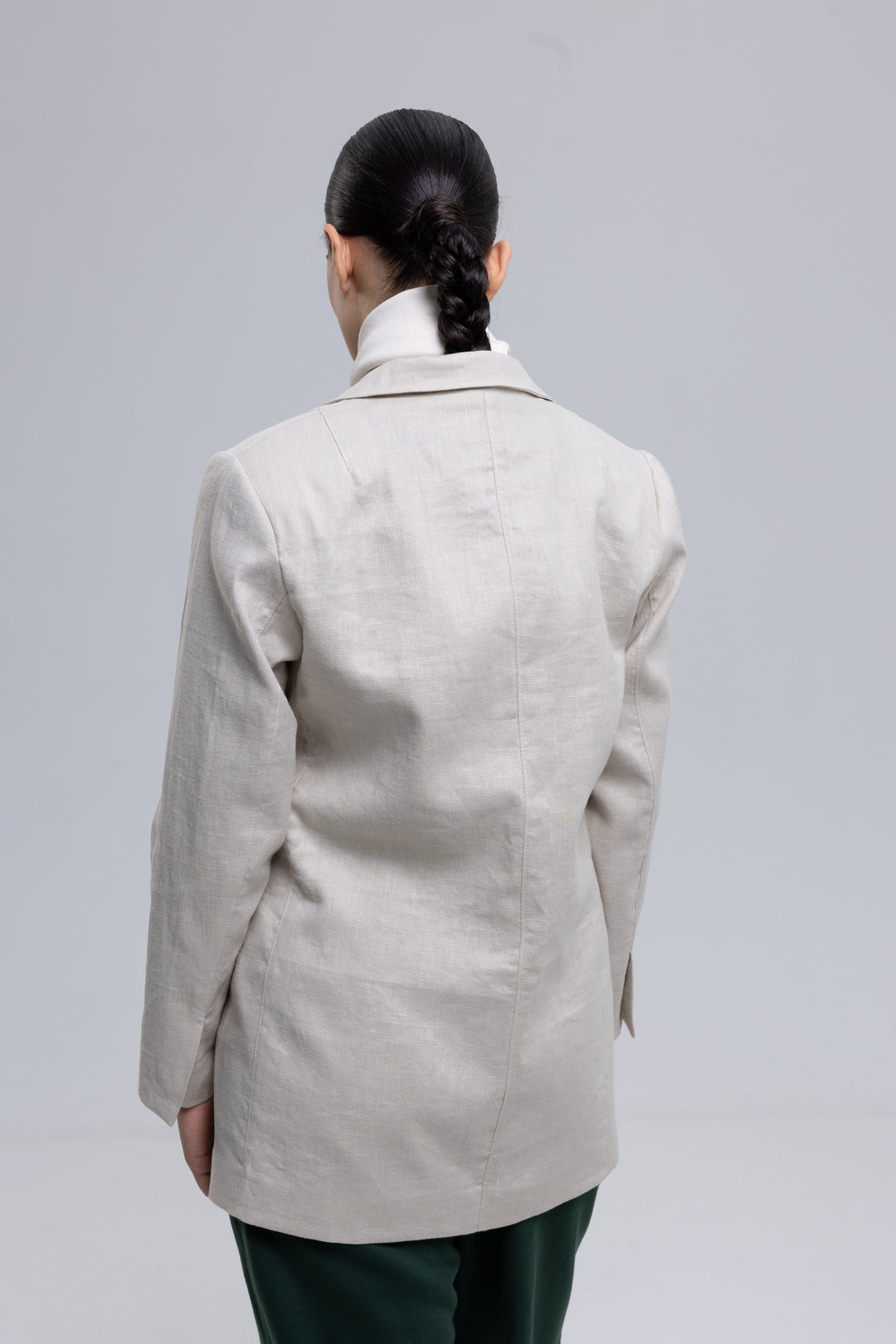 Linen longline blazer front view