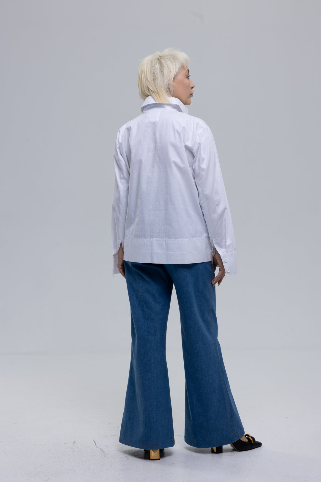 Stretch flare jeans with contoured waistband - Baleni