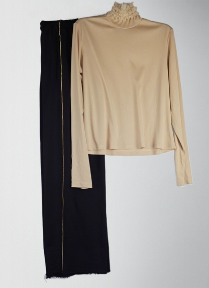 Lightweight polyester knit blouse