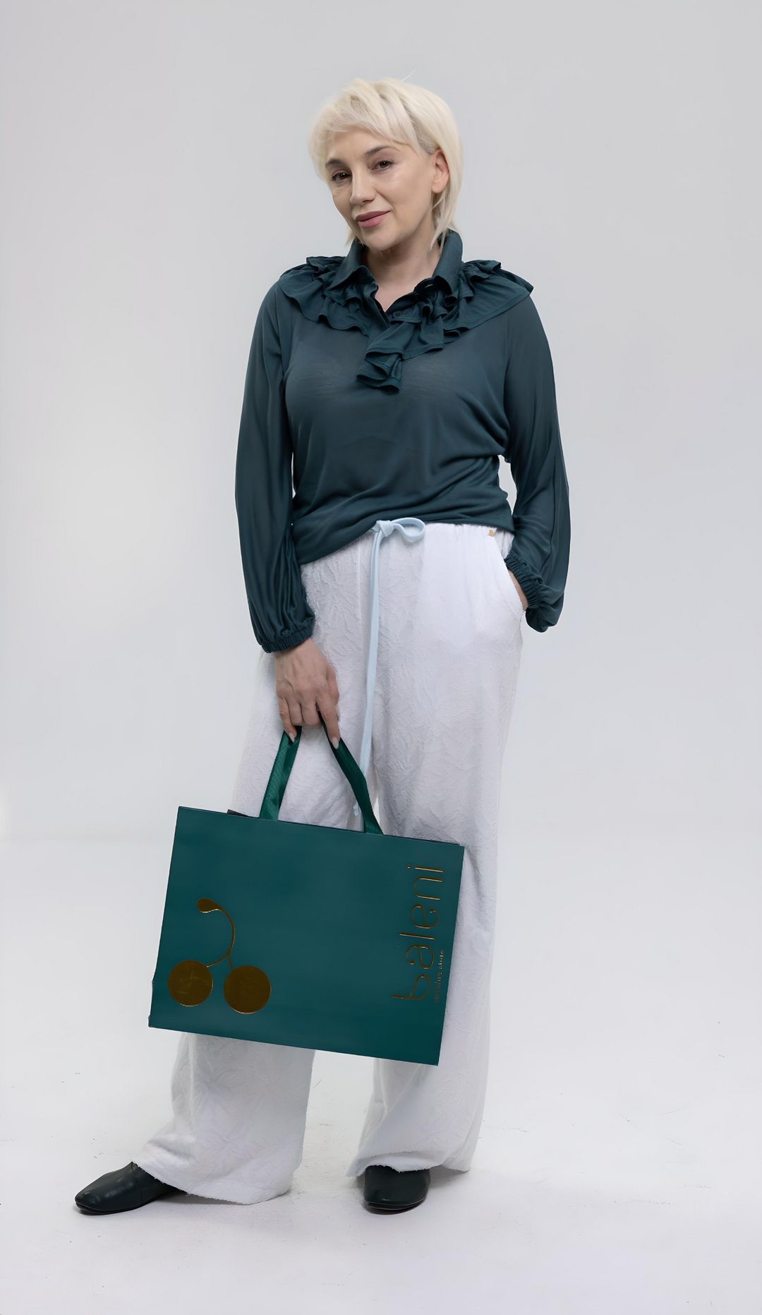 White jacquard wide-leg pants
