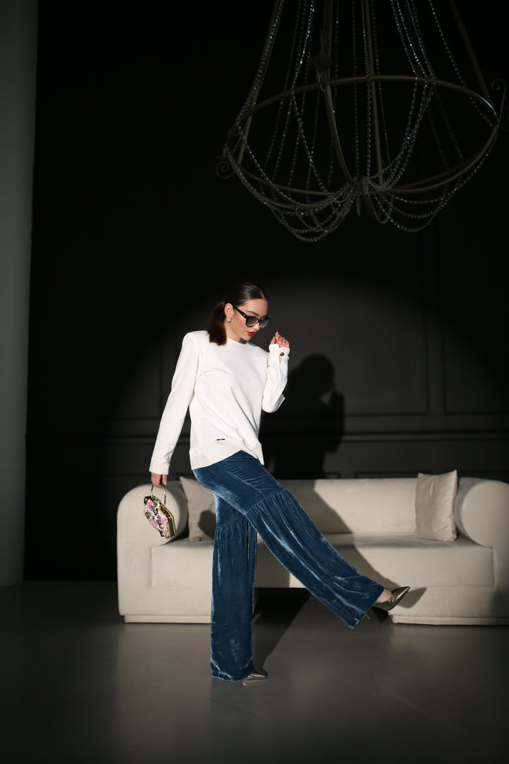 Off-white long sleeve blouse with wide velvet hem - Baleni
