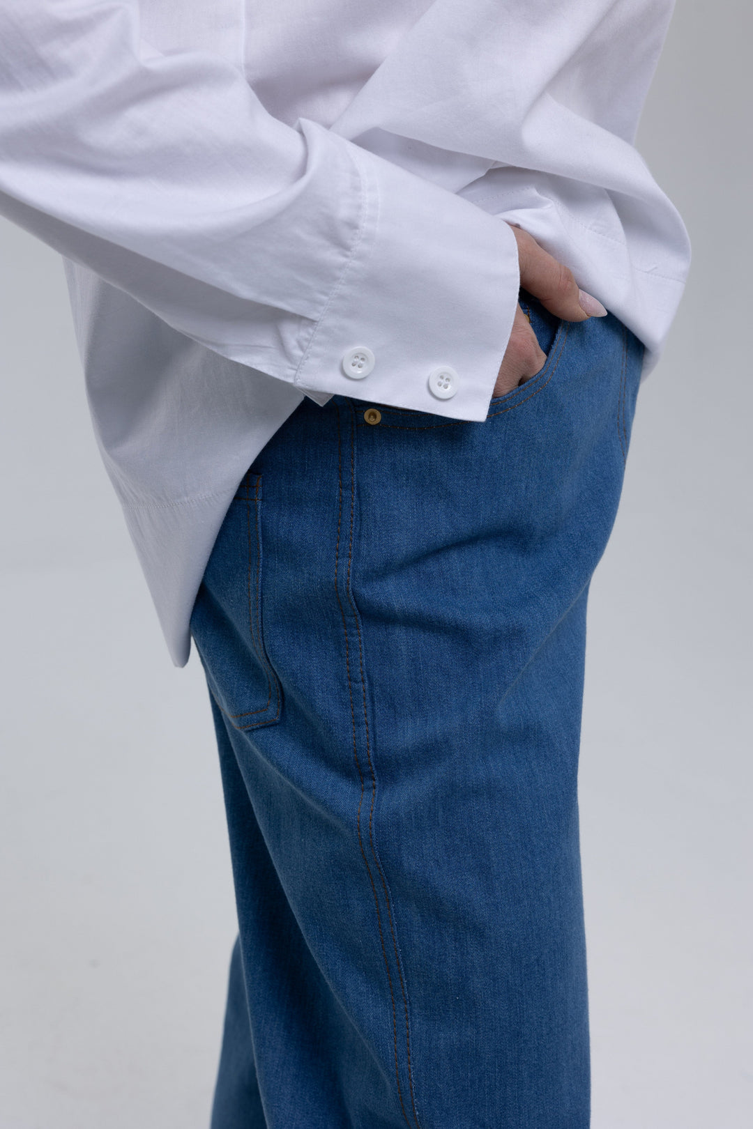 White oversized cotton shirt made in Armenia