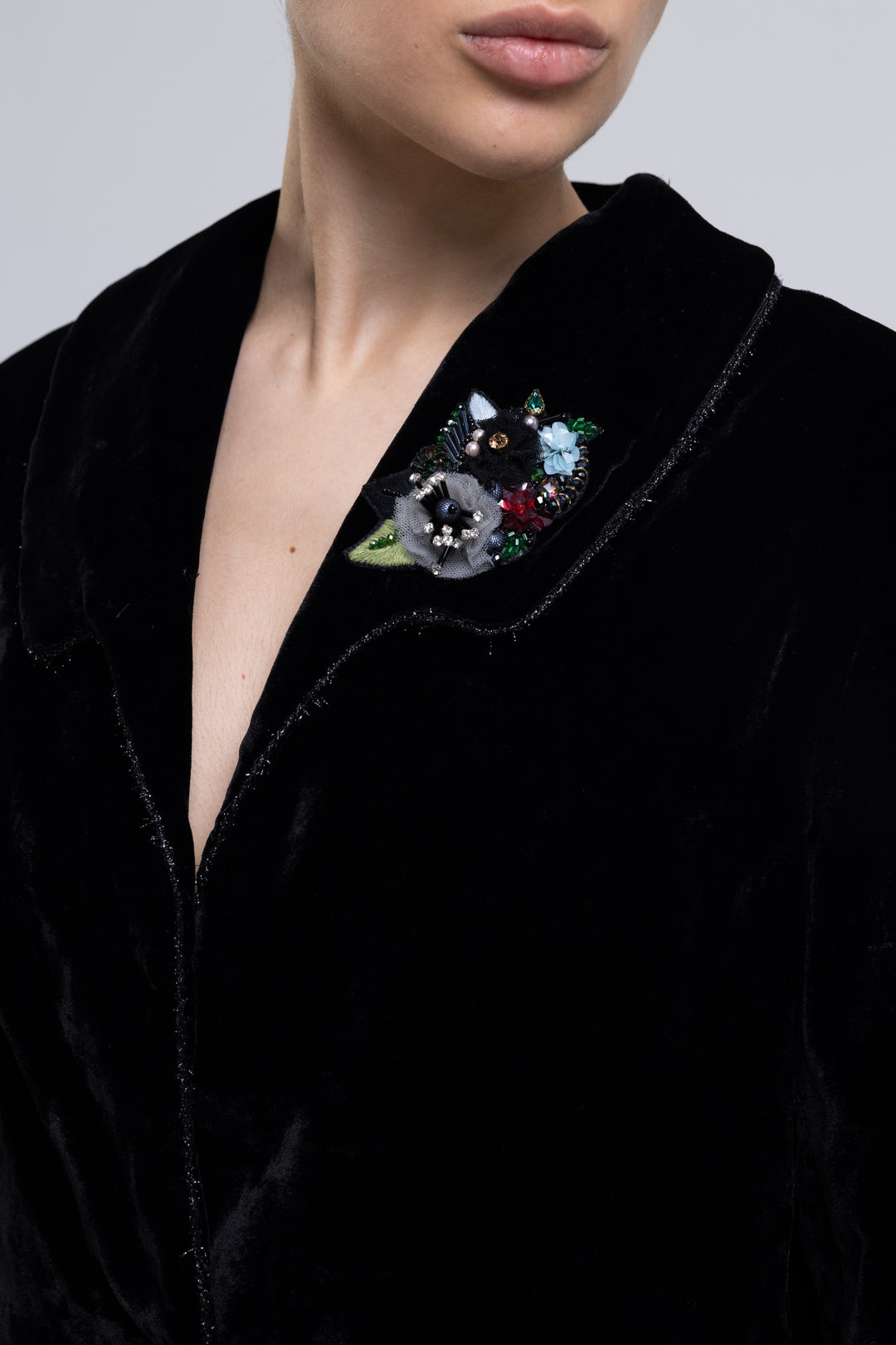 Women's black velvet evening coat, midi length below the knee - Baleni